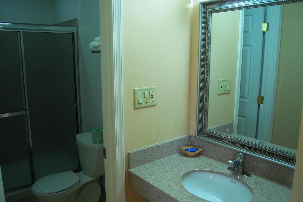 Towne Motel Александрія Номер фото